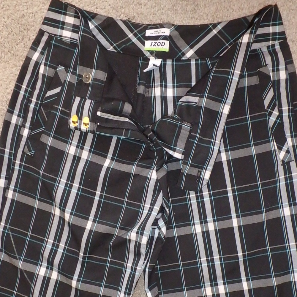Izod golf shorts